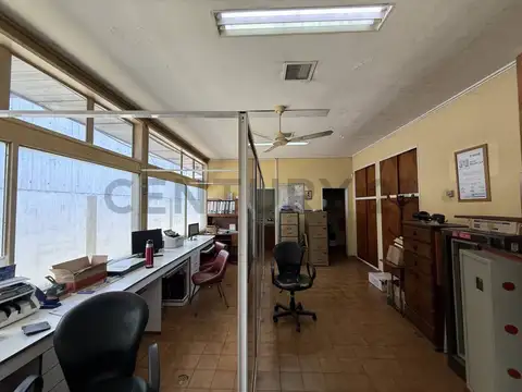 120 e/ 524 y 525 | Galpon industrial En Venta
