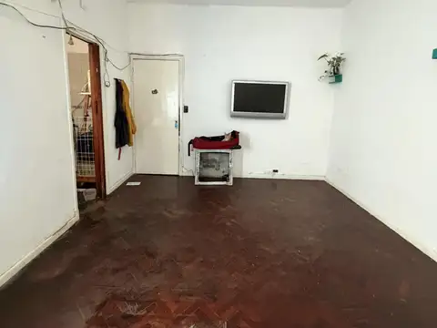Departamento en Venta en Vicente Lopez Vias / Maipu, USD 85.500