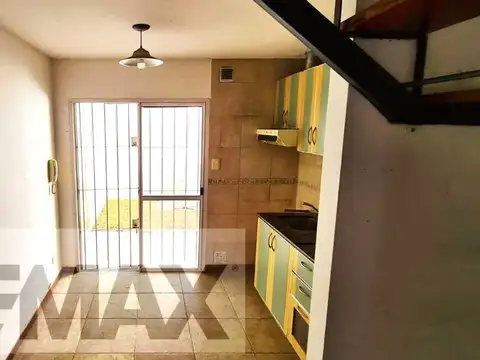 Depto Tipo Casa en Venta 16 años