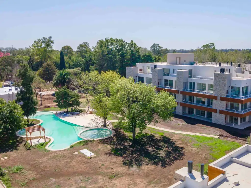 Emprendimiento en Canning - Etapa: Terminado