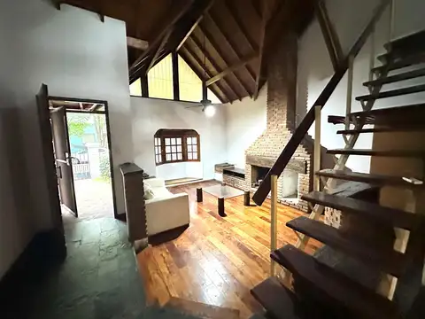 Casa en Venta con 1 cochera