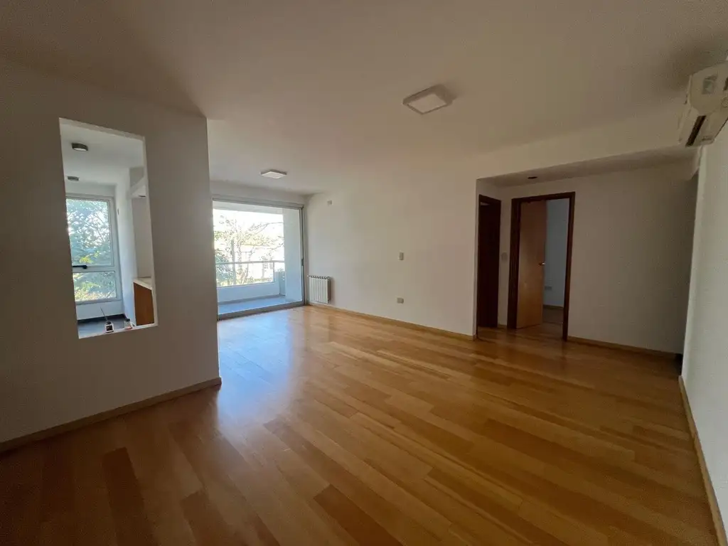 Avenida 51 entre 28 y 29 1600