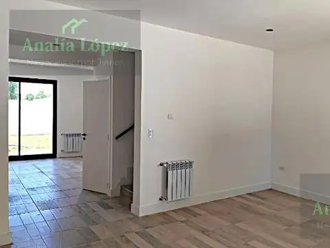 Depto Tipo Casa en Venta de 2 dormitorios