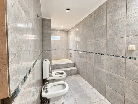 Depto Tipo Casa en Alquiler en Villa Ballester, $ 500.000
