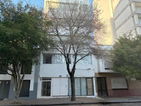 Local en venta próximo a Avenida 44