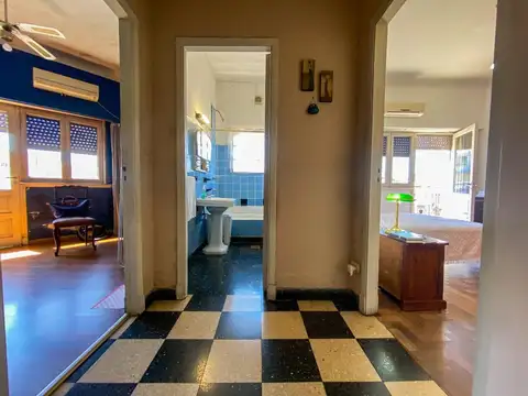 Depto Tipo Casa en Venta 60 años