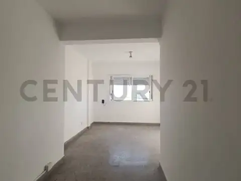 Elias Vedoya 3600, Piso 2