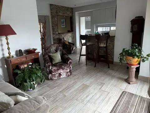 Depto Tipo Casa en Venta 5 años