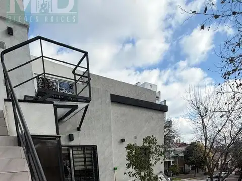 Depto Tipo Casa en Venta con 1 cocheras