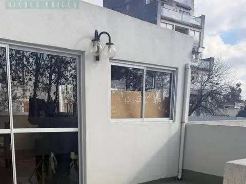 Depto Tipo Casa en Venta de 3 dormitorios