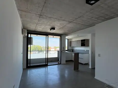 Departamento en Alquiler en Haedo, $ 650.000