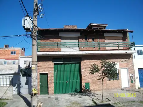 VENTA DE GALPON CON DTO.3 AMBIENTES Y MONOAMBIENTE