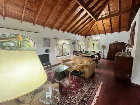 Casa 4 ambientes con 3 baños