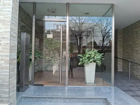 Miranda 5100, Piso 1