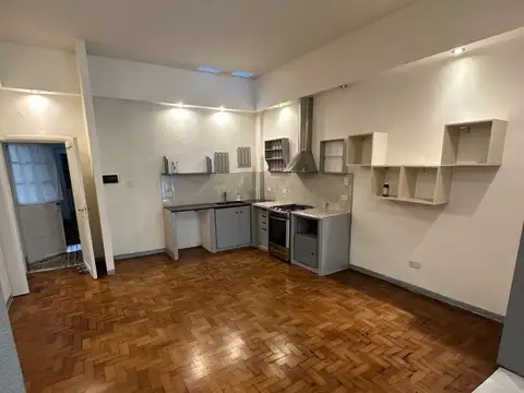 Depto Tipo Casa en Venta 63 años