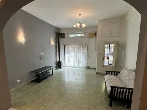 Depto Tipo Casa en Venta 63 años