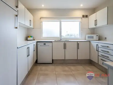Casa en Venta en Barrio Senderos 3, USD 190.000