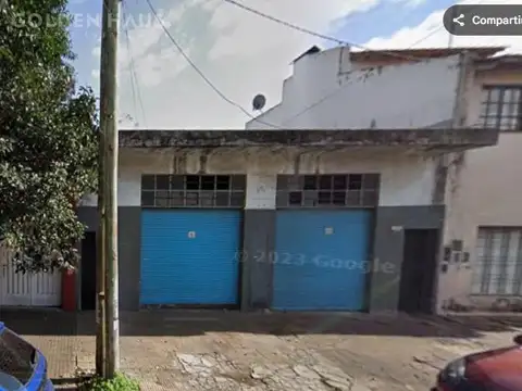 Galpón depósito en venta en Ramos Mejía con techo de losa