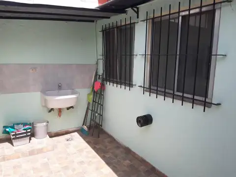 Depto Tipo Casa en Venta de 3 ambientes