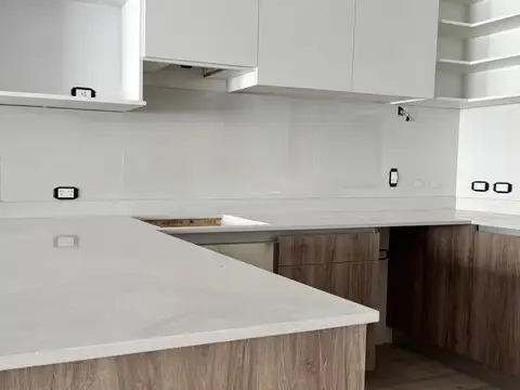 Departamento 4 ambientes con 4 baños