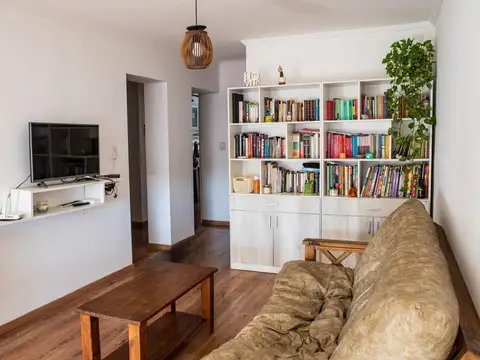 DEPARTAMENTO TRES DORMITORIOS ABASTO