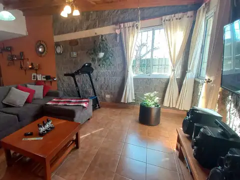 Departamento 6 ambientes con 5 baños