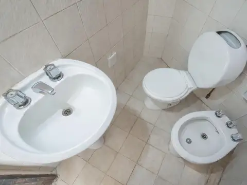 Depto Tipo Casa en Venta 50 años