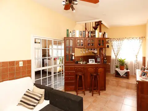 Depto Tipo Casa en Venta de 3 ambientes