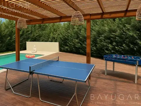 Casa 6 ambientes con 3 baños