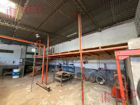 Galpon en Alquiler 35  mts Frente