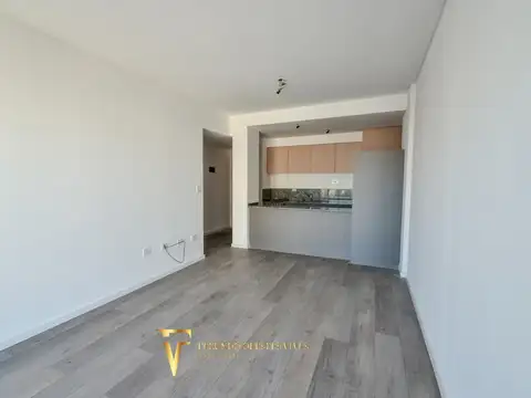 Ramon L Falcón  al 6600