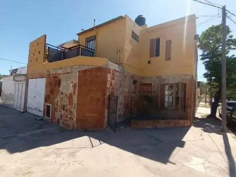 Dúplex Unanue esq. Pardou - Casa 21 - B° Butalo II