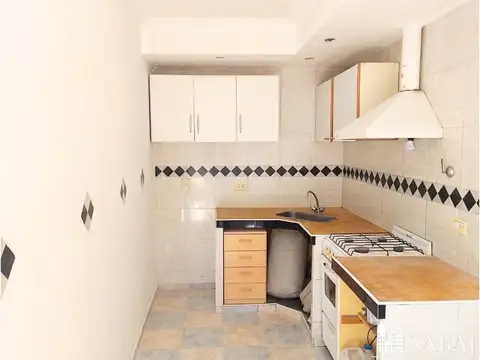 Depto Tipo Casa en Alquiler en Parque Patricios, $ 750.000