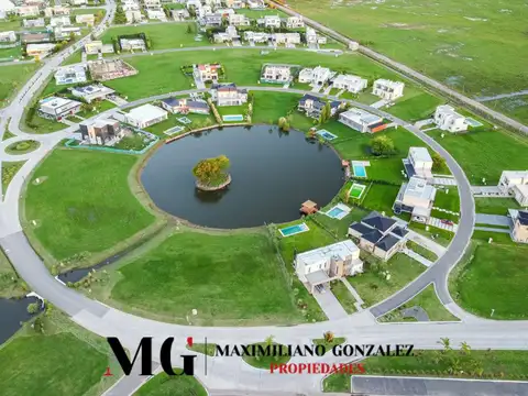 Terreno en Venta de 842,0 m2