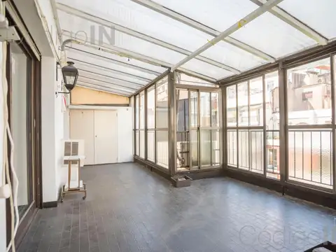 OPORTUNIDAD UNICA UBICACIÓN PREMIUM, TRES AMBIENTES CON BALCÓN TERRAZA