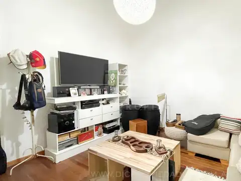 Depto Tipo Casa 5 ambientes con 2 baños