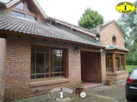 LAS PRADERAS  260M2 T.600M2 4D