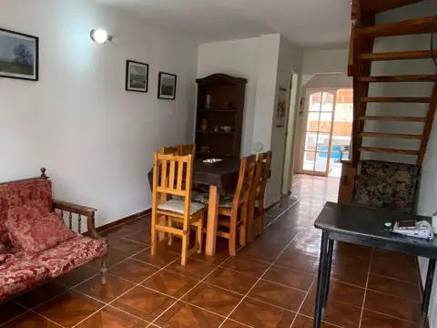 Depto Tipo Casa en Venta de 3 ambientes