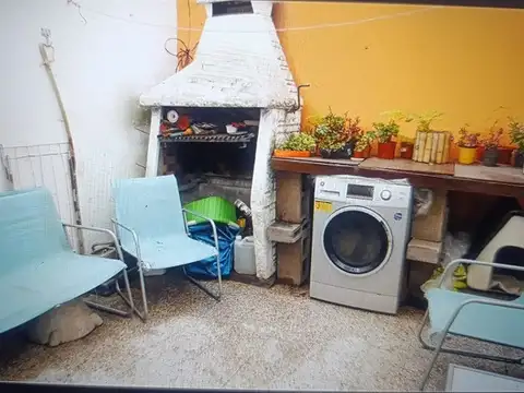 Depto Tipo Casa en Venta en Ramos Mejia Sur, USD 54.000