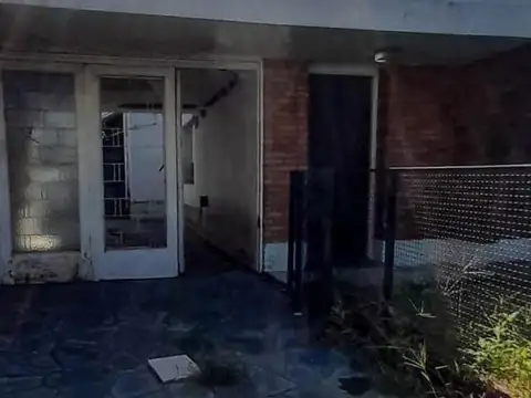 BARRIO CONCORDIA- P.H. 3 AMB. JARDIN COCHERA  