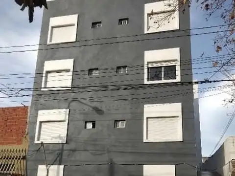 SÚPER OPORTUNIDAD-ALQUILER HERMOSO 2 AMB ZONA CASEROS