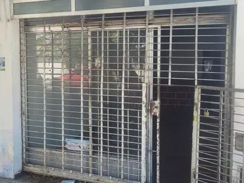 VENTA LOCAL COMERCIAL FLORES