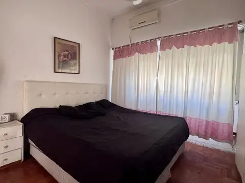CASA EN VENTA 5 AMBIENTES CON LOCAL RAMOS MEJIA