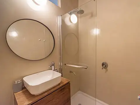 EXCLUSIVO DEPARTAMENTO 2 AMBIENTES RECICLADO