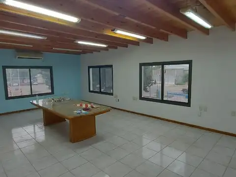 Galpon en Alquiler en Luzuriaga, $ 5.000.000