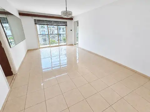 DEPTO 4 AMB CON DOBLE BALCÓN, DEPENDENCIA – AMPLITUD Y EXCELENTE UBICACION | APTO CRÉDITO