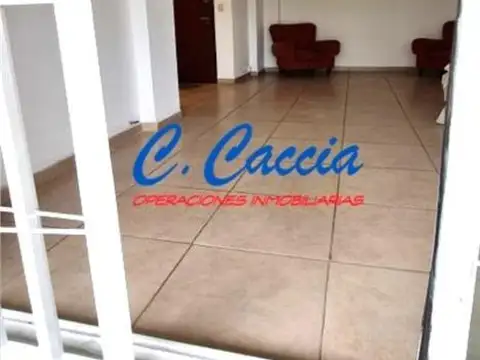 Departamento en Alquiler en Monte Castro, $ 800.000