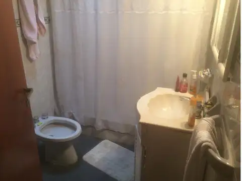 Depto Tipo Casa en Venta de 4 ambientes