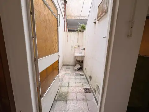 Depto Tipo Casa 2 ambientes con 1 baño
