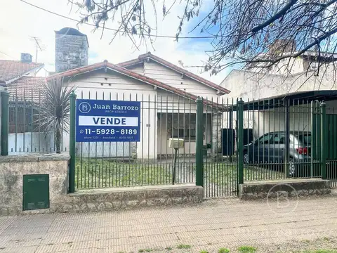 Venta Casa de 3 dormitorios en Temperley Este.